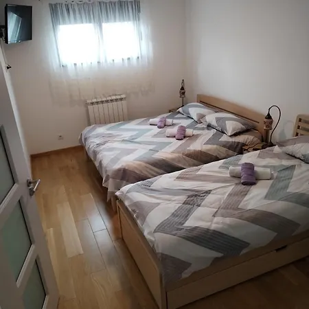 Telas 아파트 즐라티보